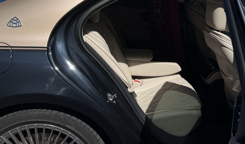 Mercedes Mybach – Auto Noleggio Aeroporto Canova o Stazione F.F.S.S. Treviso