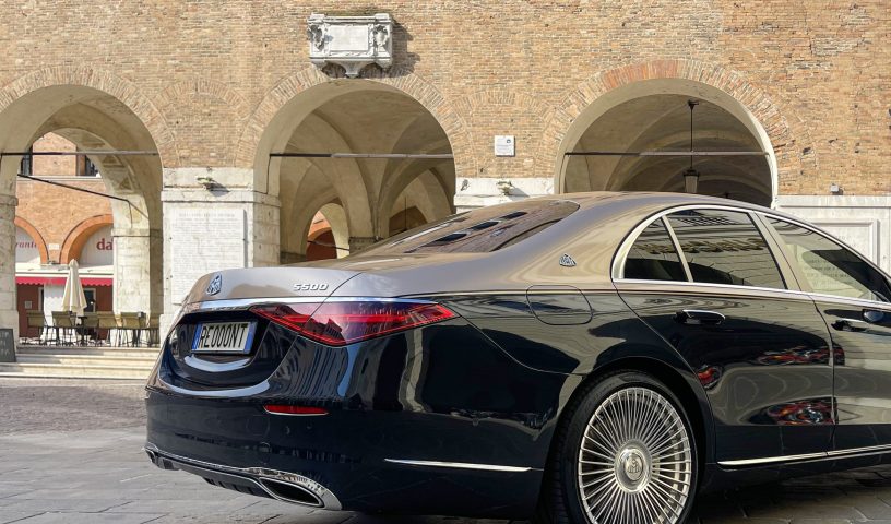 Mercedes Mybach – Auto Noleggio Aeroporto Canova o Stazione F.F.S.S. Treviso