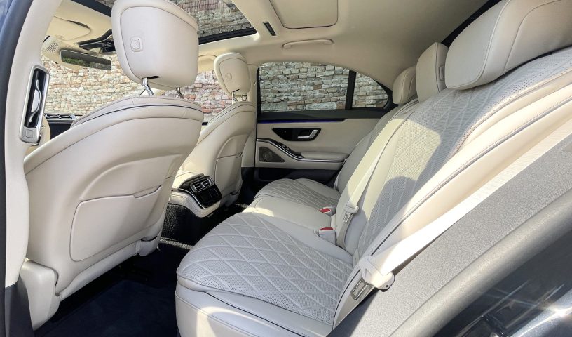 Mercedes Mybach – Auto Noleggio Aeroporto Canova o Stazione F.F.S.S. Treviso