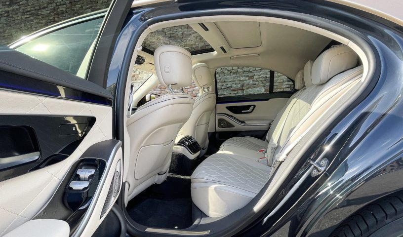 Mercedes Mybach – Auto Noleggio Aeroporto Canova o Stazione F.F.S.S. Treviso